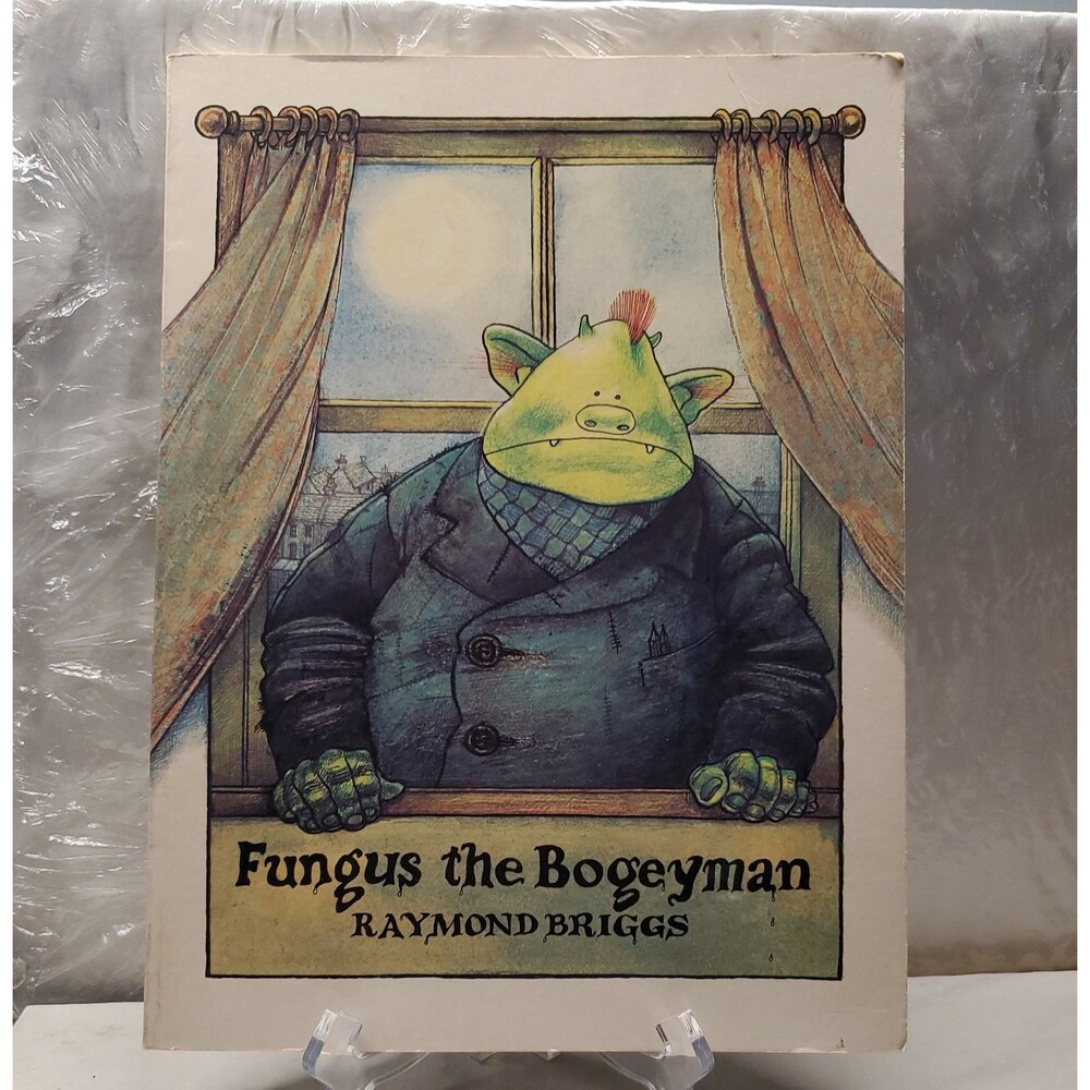Fungus the Bogeyman (Picture Puffin) by Briggs, Raymond Paperback Book
